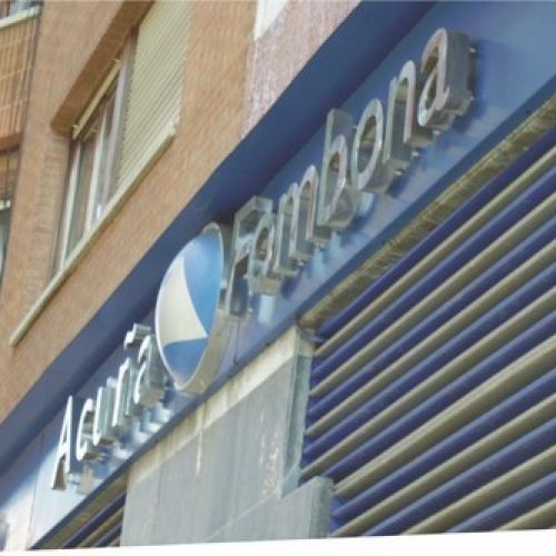 Rotulo Acuña y fombona